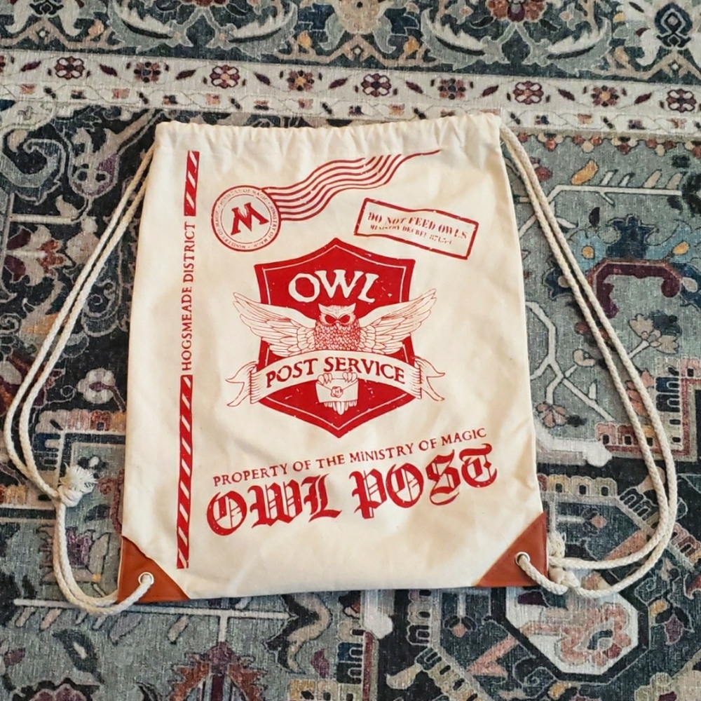 Harry Potter Owl Post Drawstring Backpack